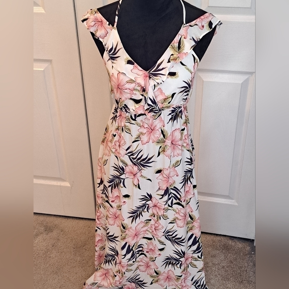 Pat Pat Women's Floral Cold Shoulder Maxi Dress  Size M